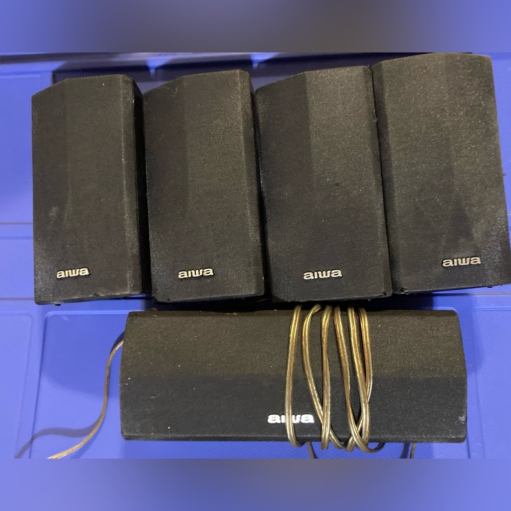Aiwa Entertainment  speaker system 85w